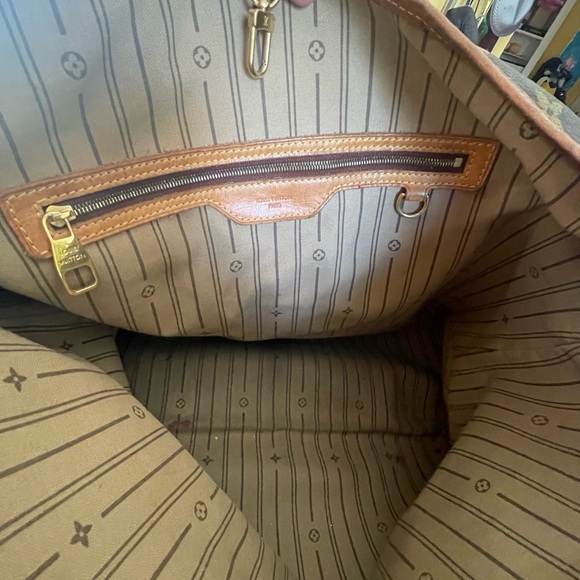 Authentic Louis Vuitton Delightful MM - good used condition - Picture 7 of 16